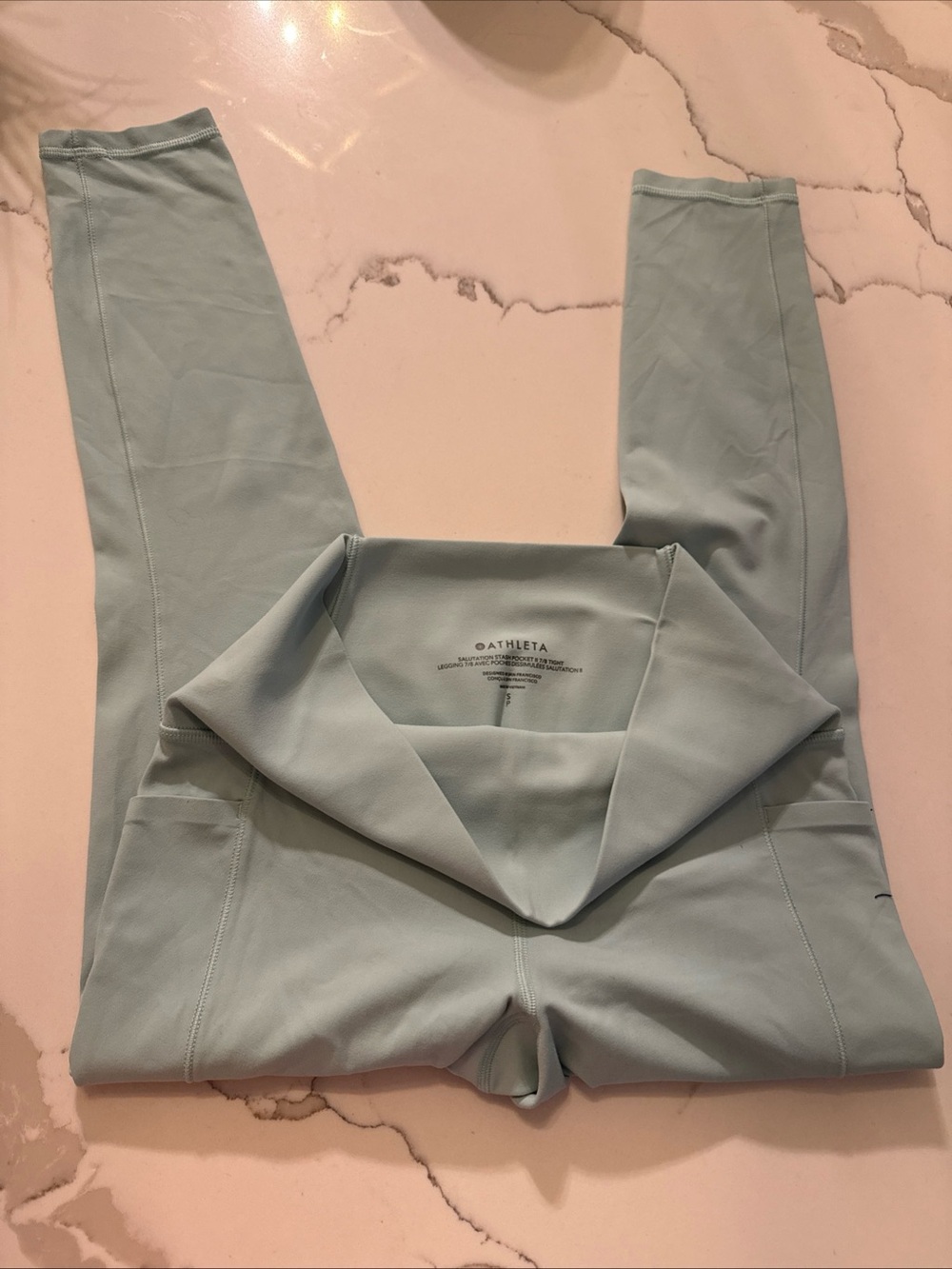 Athleta Salutation Stash Pocket Capri Yoga Pant Legging Mint Green Small